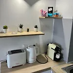Perle Rare A 250m De La ! Climatise Avec Parking, Balcon & Wifi Апартаменти Сент-Максім