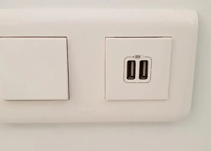 Perle Rare A 250m De La ! Climatise Avec Parking, Balcon & Wifi アパート サント・マキシム